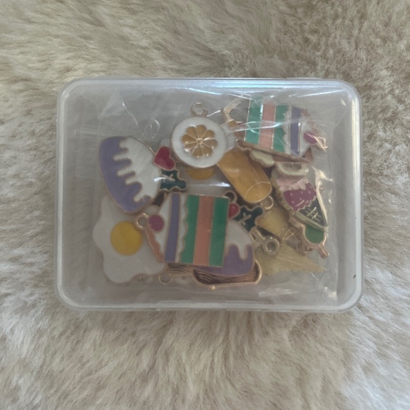 Fun food charms - Picture 6 of 6